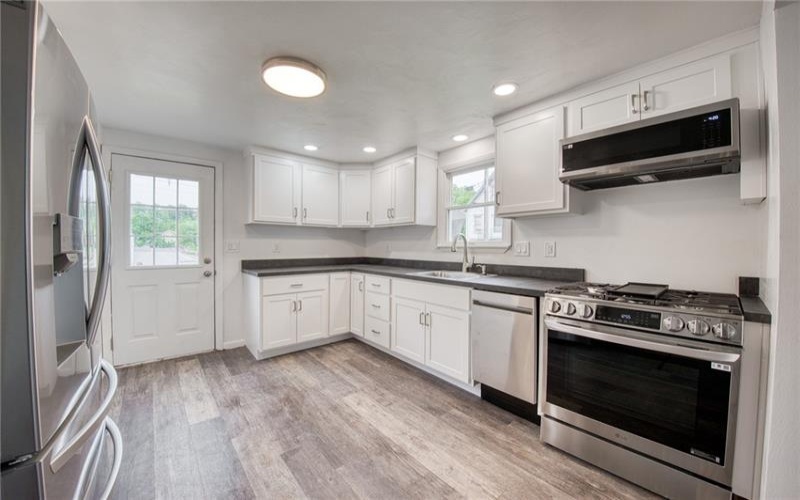 202 Youghiogheny St, Penn, 15675, 2 Bedrooms Bedrooms, 6 Rooms Rooms,2 BathroomsBathrooms,Residential,For Sale,Youghiogheny St,1701056