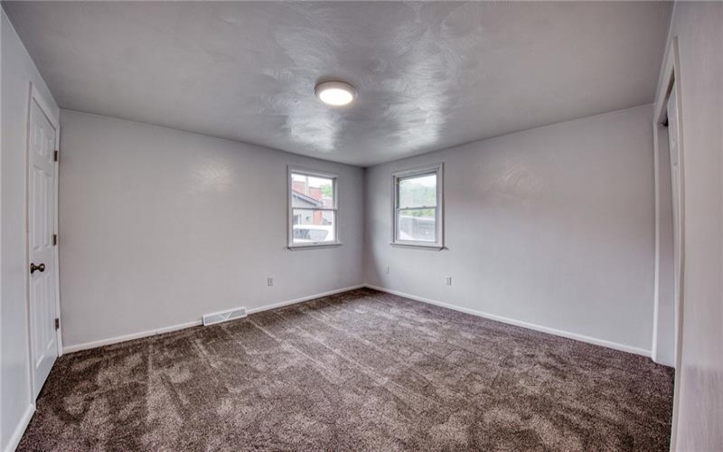 202 Youghiogheny St, Penn, 15675, 2 Bedrooms Bedrooms, 6 Rooms Rooms,2 BathroomsBathrooms,Residential,For Sale,Youghiogheny St,1701056