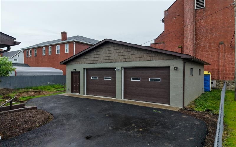 202 Youghiogheny St, Penn, 15675, 2 Bedrooms Bedrooms, 6 Rooms Rooms,2 BathroomsBathrooms,Residential,For Sale,Youghiogheny St,1701056