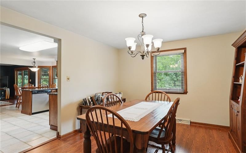 4302 Summervale Ct, Murrysville, 15668, 4 Bedrooms Bedrooms, 9 Rooms Rooms,2.1 BathroomsBathrooms,Residential,For Sale,Summervale Ct,1701068