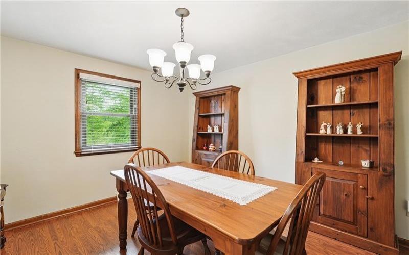 4302 Summervale Ct, Murrysville, 15668, 4 Bedrooms Bedrooms, 9 Rooms Rooms,2.1 BathroomsBathrooms,Residential,For Sale,Summervale Ct,1701068