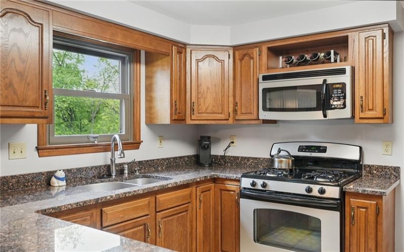 4302 Summervale Ct, Murrysville, 15668, 4 Bedrooms Bedrooms, 9 Rooms Rooms,2.1 BathroomsBathrooms,Residential,For Sale,Summervale Ct,1701068