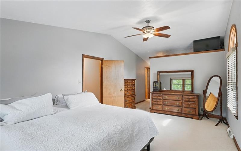 4302 Summervale Ct, Murrysville, 15668, 4 Bedrooms Bedrooms, 9 Rooms Rooms,2.1 BathroomsBathrooms,Residential,For Sale,Summervale Ct,1701068