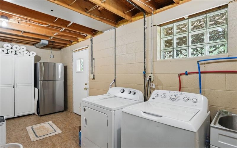 4302 Summervale Ct, Murrysville, 15668, 4 Bedrooms Bedrooms, 9 Rooms Rooms,2.1 BathroomsBathrooms,Residential,For Sale,Summervale Ct,1701068