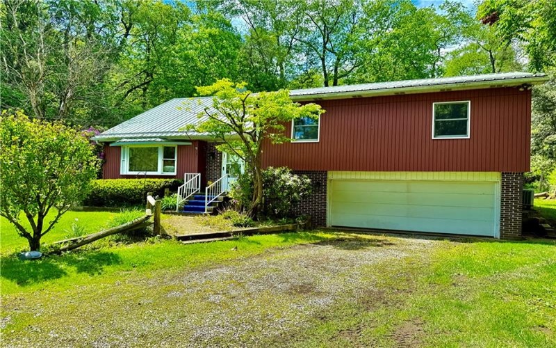 363 Flatwoods Rd, Vanderbilt, 15486, 3 Bedrooms Bedrooms, ,3 BathroomsBathrooms,Residential,For Sale,Flatwoods Rd,1701076