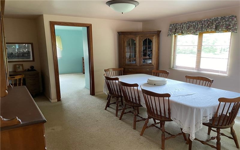 173 PENNSYLVANIA AVE, New Stanton, 15672, 3 Bedrooms Bedrooms, 6 Rooms Rooms,1 BathroomBathrooms,Residential,For Sale,PENNSYLVANIA AVE,1701105