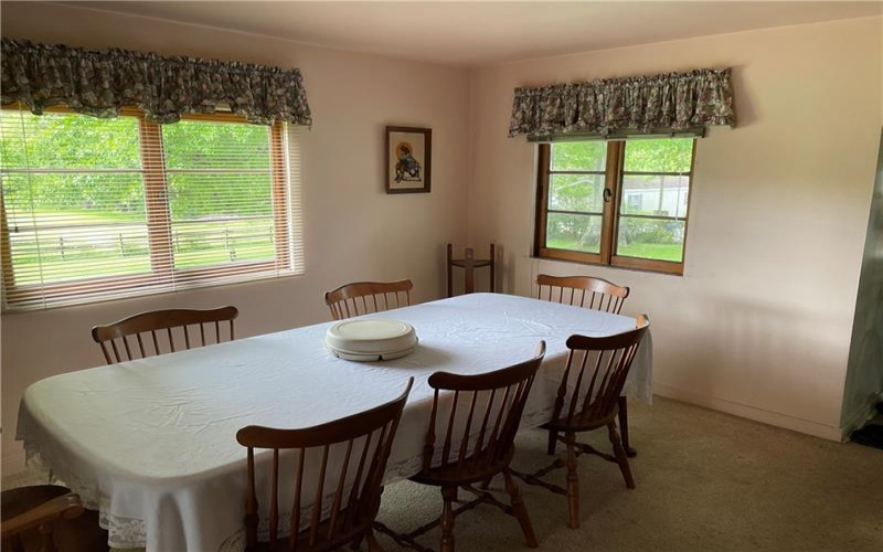 173 PENNSYLVANIA AVE, New Stanton, 15672, 3 Bedrooms Bedrooms, 6 Rooms Rooms,1 BathroomBathrooms,Residential,For Sale,PENNSYLVANIA AVE,1701105