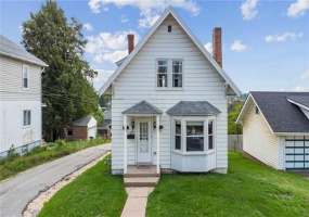 450 Second Steet, Washington, 15301, 2 Bedrooms Bedrooms, 11 Rooms Rooms,2.1 BathroomsBathrooms,Residential,For Sale,Second Steet,1701107