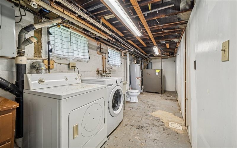 450 Second Steet, Washington, 15301, 2 Bedrooms Bedrooms, 11 Rooms Rooms,2.1 BathroomsBathrooms,Residential,For Sale,Second Steet,1701107