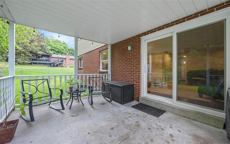 215 Edgewood Dr, Canonsburg, 15317, 4 Bedrooms Bedrooms, 9 Rooms Rooms,2.1 BathroomsBathrooms,Residential,For Sale,Edgewood Dr,1701117