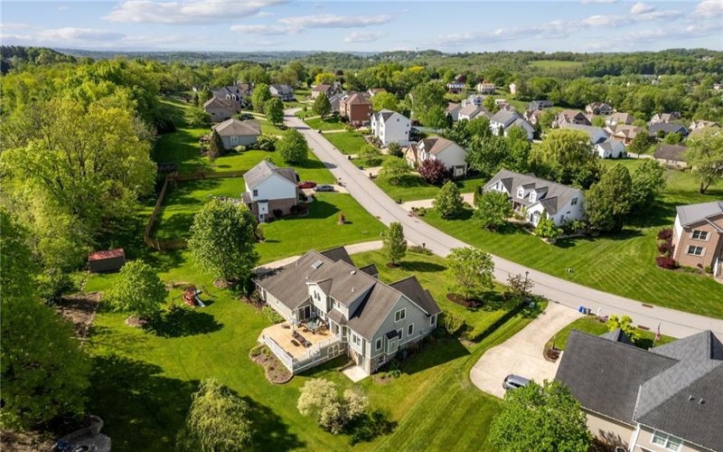 430 Southfield Dr, Greensburg, 15601, 4 Bedrooms Bedrooms, 11 Rooms Rooms,3.1 BathroomsBathrooms,Residential,For Sale,Southfield Dr,1701122