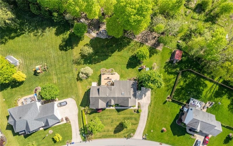 430 Southfield Dr, Greensburg, 15601, 4 Bedrooms Bedrooms, 11 Rooms Rooms,3.1 BathroomsBathrooms,Residential,For Sale,Southfield Dr,1701122