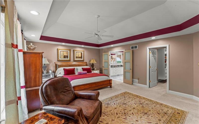 1006 Sheriffs Court, McMurray, 15317, 4 Bedrooms Bedrooms, 13 Rooms Rooms,2.2 BathroomsBathrooms,Residential,For Sale,Sheriffs Court,1701143