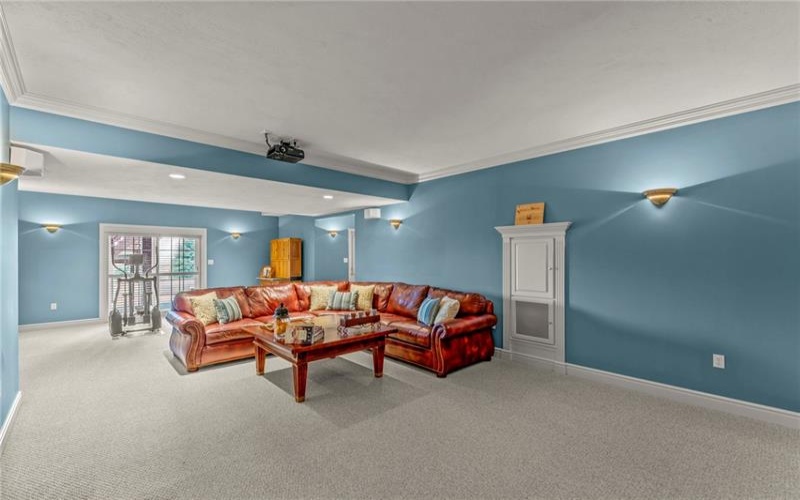 1006 Sheriffs Court, McMurray, 15317, 4 Bedrooms Bedrooms, 13 Rooms Rooms,2.2 BathroomsBathrooms,Residential,For Sale,Sheriffs Court,1701143