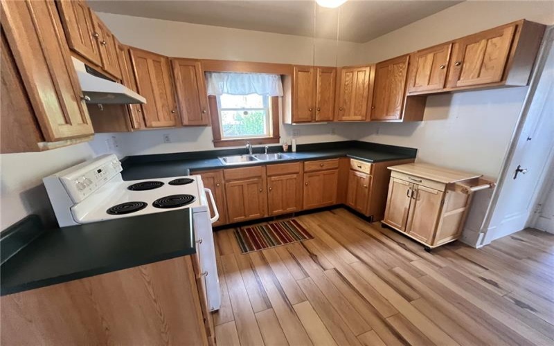 317 Elizabeth St, Uniontown, 15401, 3 Bedrooms Bedrooms, 9 Rooms Rooms,2 BathroomsBathrooms,Residential,For Sale,Elizabeth St,1701149