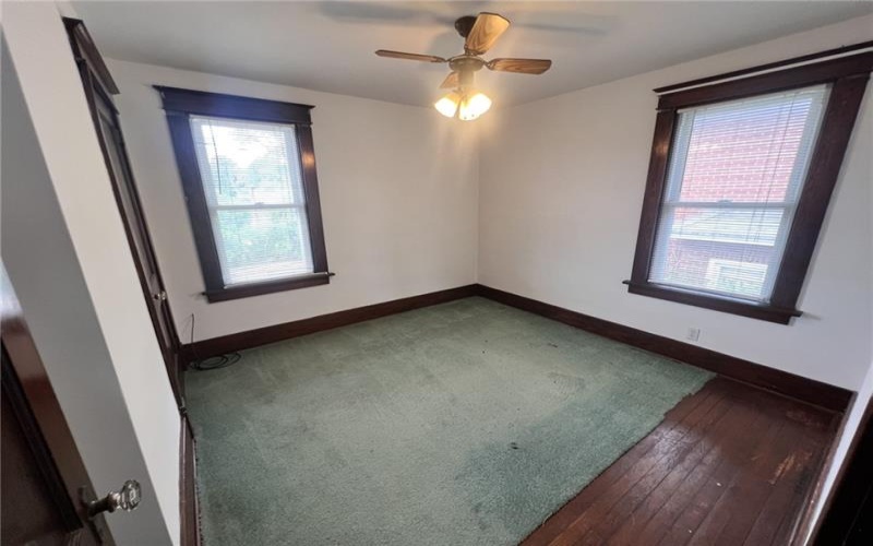 317 Elizabeth St, Uniontown, 15401, 3 Bedrooms Bedrooms, 9 Rooms Rooms,2 BathroomsBathrooms,Residential,For Sale,Elizabeth St,1701149