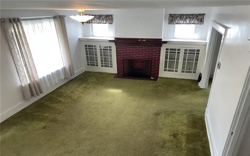 317 Elizabeth St, Uniontown, 15401, 3 Bedrooms Bedrooms, 9 Rooms Rooms,2 BathroomsBathrooms,Residential,For Sale,Elizabeth St,1701149
