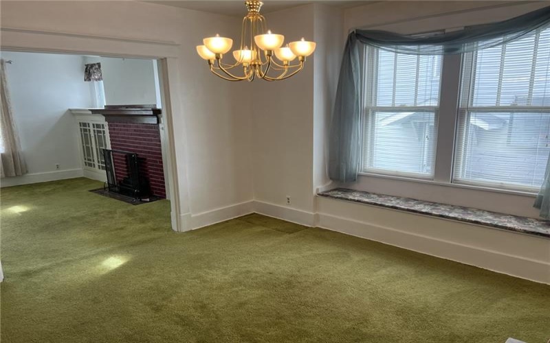 317 Elizabeth St, Uniontown, 15401, 3 Bedrooms Bedrooms, 9 Rooms Rooms,2 BathroomsBathrooms,Residential,For Sale,Elizabeth St,1701149