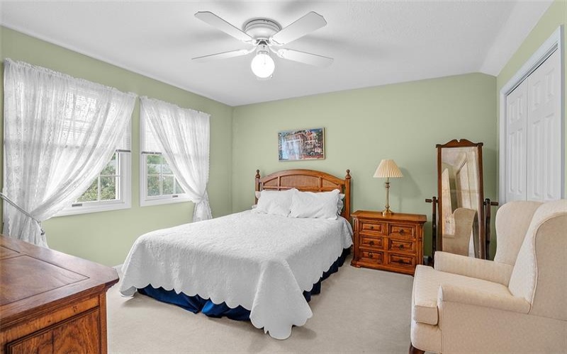 103 Boxwood Court, McMurray, 15317, 2 Bedrooms Bedrooms, 10 Rooms Rooms,2.2 BathroomsBathrooms,Residential,For Sale,Boxwood Court,1701151