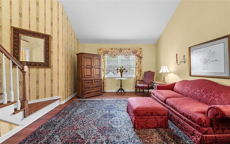 103 Boxwood Court, McMurray, 15317, 2 Bedrooms Bedrooms, 10 Rooms Rooms,2.2 BathroomsBathrooms,Residential,For Sale,Boxwood Court,1701151