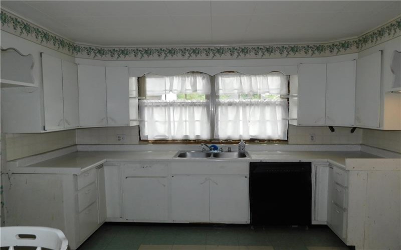110 Holbert Stretch Road, Dilliner, 15327, 4 Bedrooms Bedrooms, 8 Rooms Rooms,1 BathroomBathrooms,Residential,For Sale,Holbert Stretch Road,1701156