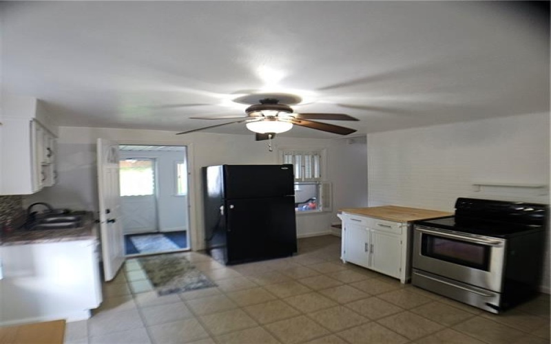 15/17 Fifth Cross St, Masontown, 15461, ,Multi-unit,For Sale,Fifth Cross St,1701180