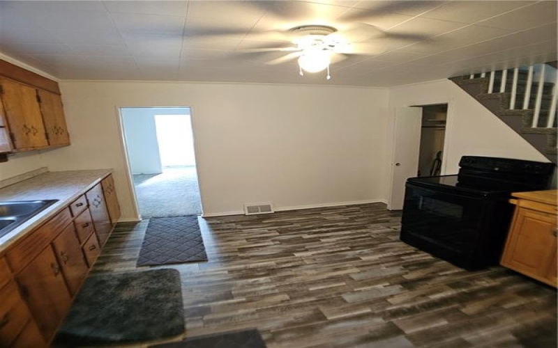 15/17 Fifth Cross St, Masontown, 15461, ,Multi-unit,For Sale,Fifth Cross St,1701180