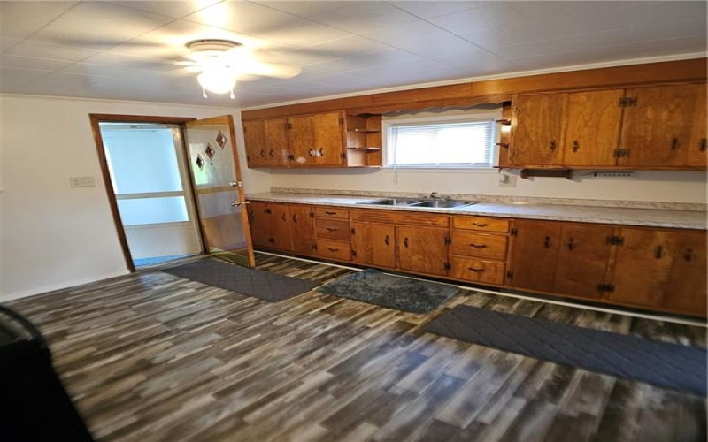 15/17 Fifth Cross St, Masontown, 15461, ,Multi-unit,For Sale,Fifth Cross St,1701180
