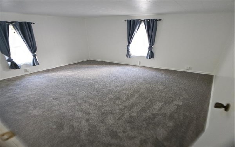 15/17 Fifth Cross St, Masontown, 15461, ,Multi-unit,For Sale,Fifth Cross St,1701180