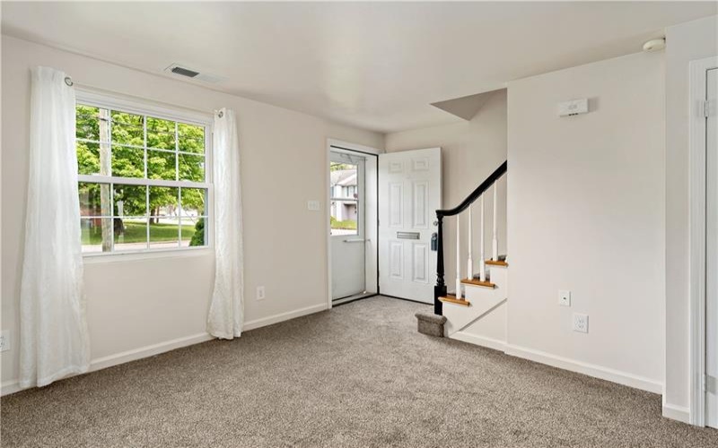 195 Fairhaven Drive, New Kensington, 15068, 2 Bedrooms Bedrooms, ,1.1 BathroomsBathrooms,Residential,For Sale,Fairhaven Drive,1701181