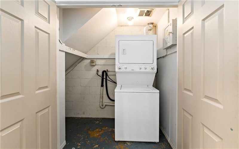 195 Fairhaven Drive, New Kensington, 15068, 2 Bedrooms Bedrooms, ,1.1 BathroomsBathrooms,Residential,For Sale,Fairhaven Drive,1701181
