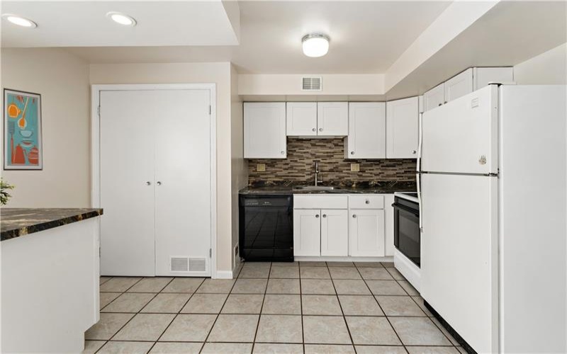 195 Fairhaven Drive, New Kensington, 15068, 2 Bedrooms Bedrooms, ,1.1 BathroomsBathrooms,Residential,For Sale,Fairhaven Drive,1701181