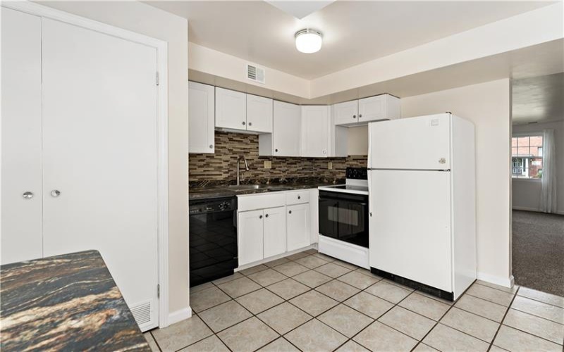 195 Fairhaven Drive, New Kensington, 15068, 2 Bedrooms Bedrooms, ,1.1 BathroomsBathrooms,Residential,For Sale,Fairhaven Drive,1701181