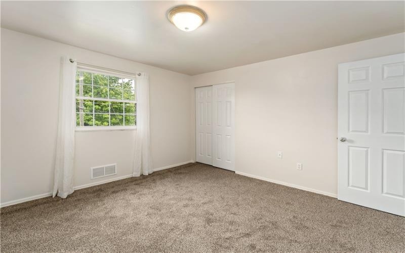 195 Fairhaven Drive, New Kensington, 15068, 2 Bedrooms Bedrooms, ,1.1 BathroomsBathrooms,Residential,For Sale,Fairhaven Drive,1701181