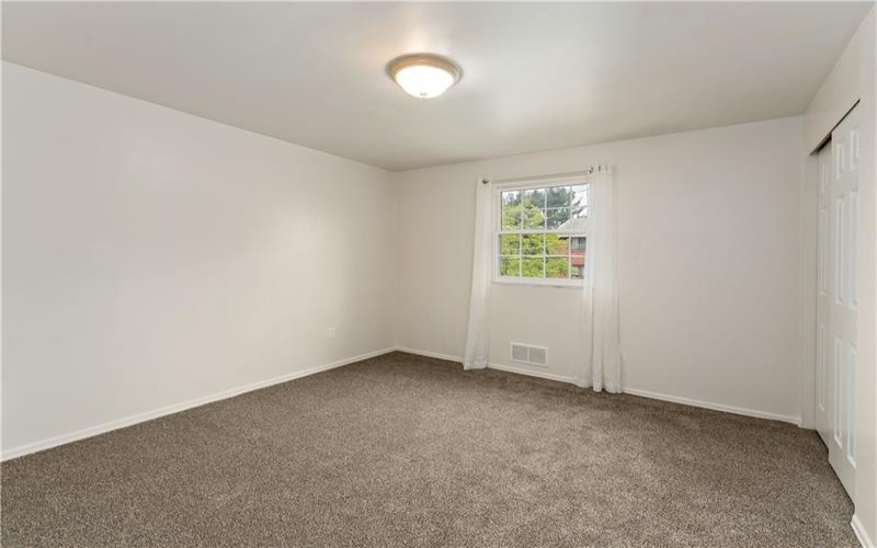 195 Fairhaven Drive, New Kensington, 15068, 2 Bedrooms Bedrooms, ,1.1 BathroomsBathrooms,Residential,For Sale,Fairhaven Drive,1701181
