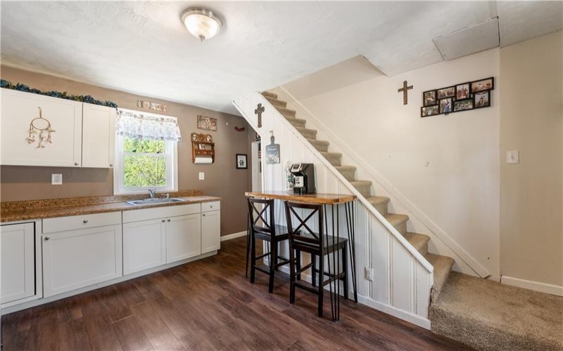 768 State Route 31, Ruffs Dale, 15679, 2 Bedrooms Bedrooms, 6 Rooms Rooms,2 BathroomsBathrooms,Residential,For Sale,State Route 31,1701186