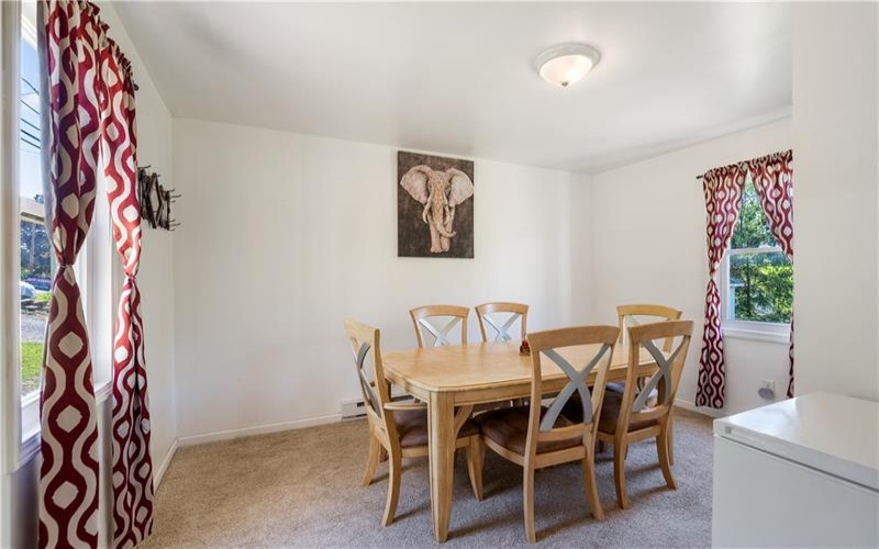 768 State Route 31, Ruffs Dale, 15679, 2 Bedrooms Bedrooms, 6 Rooms Rooms,2 BathroomsBathrooms,Residential,For Sale,State Route 31,1701186