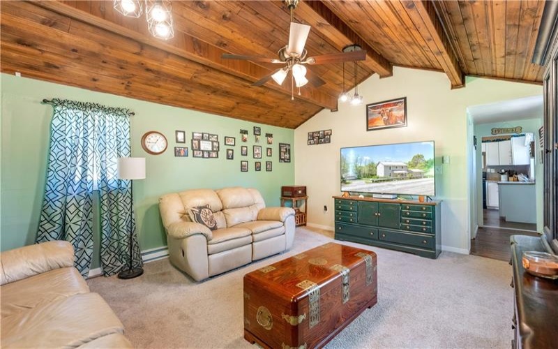 768 State Route 31, Ruffs Dale, 15679, 2 Bedrooms Bedrooms, 6 Rooms Rooms,2 BathroomsBathrooms,Residential,For Sale,State Route 31,1701186