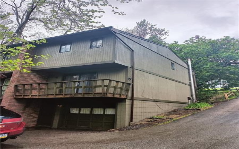 446 Crosby Dr, Canonsburg, 15317, 3 Bedrooms Bedrooms, ,1.1 BathroomsBathrooms,Lease,For Sale,Crosby Dr,1701233