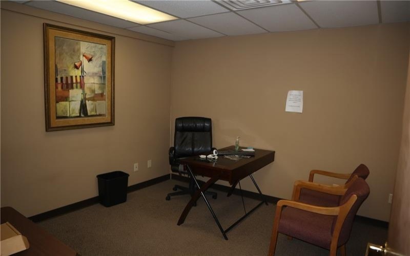 90 Chamber Plz, Charleroi, 15022, ,Commercial-industrial-business,For Sale,Chamber Plz,1701236
