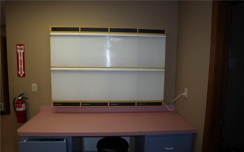 90 Chamber Plz, Charleroi, 15022, ,Commercial-industrial-business,For Sale,Chamber Plz,1701236
