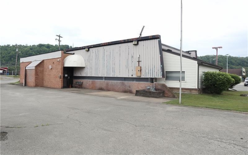 90 Chamber Plz, Charleroi, 15022, ,Commercial-industrial-business,For Sale,Chamber Plz,1701236