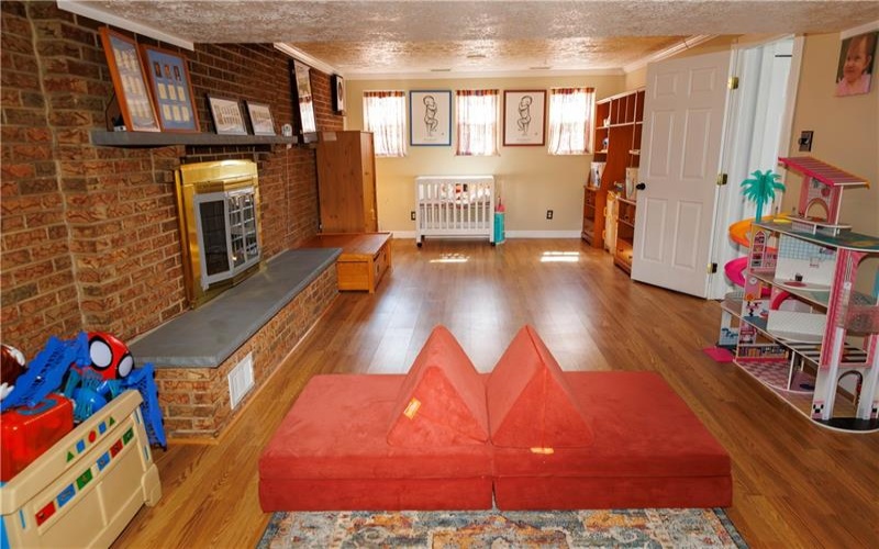 5 Wesley St, Charleroi, 15022, 4 Bedrooms Bedrooms, 10 Rooms Rooms,2.1 BathroomsBathrooms,Residential,For Sale,Wesley St,1692472