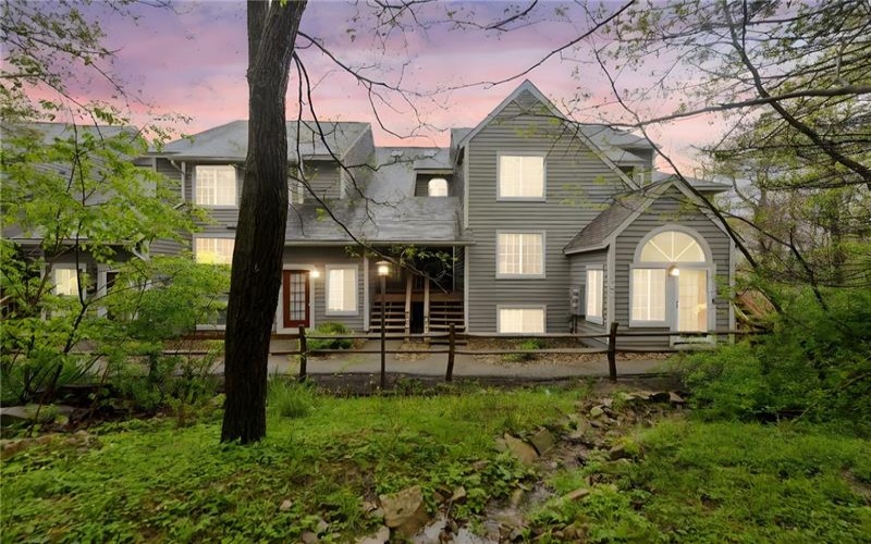 2110 South Ridge Terrace, Somerset, 15502, 2 Bedrooms Bedrooms, 7 Rooms Rooms,2 BathroomsBathrooms,Residential,For Sale,South Ridge Terrace,1700868