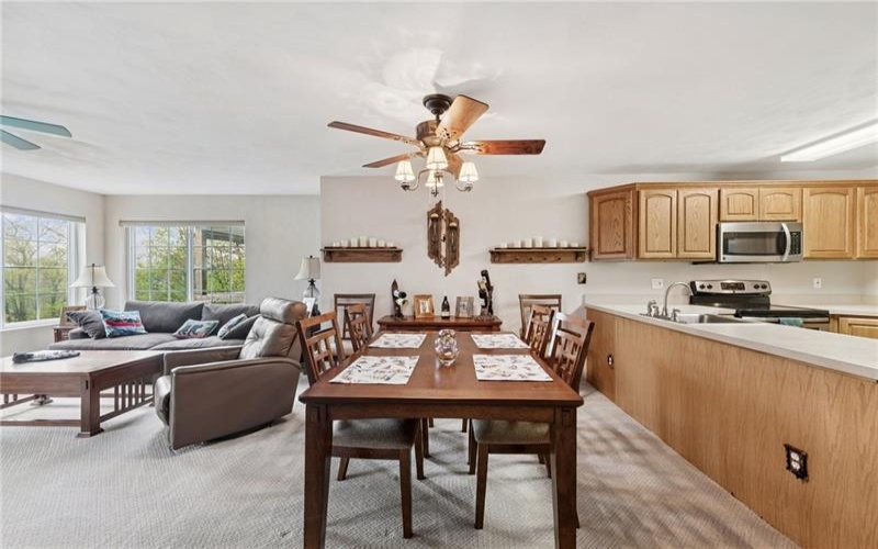 2110 South Ridge Terrace, Somerset, 15502, 2 Bedrooms Bedrooms, 7 Rooms Rooms,2 BathroomsBathrooms,Residential,For Sale,South Ridge Terrace,1700868