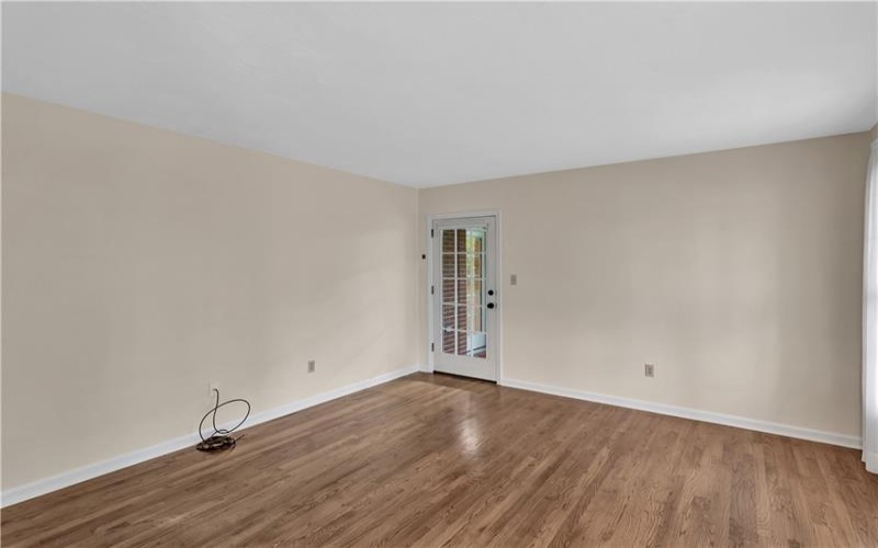 2002 Ridge Road, Jeannette, 15644, 4 Bedrooms Bedrooms, 11 Rooms Rooms,2.2 BathroomsBathrooms,Residential,For Sale,Ridge Road,1700970