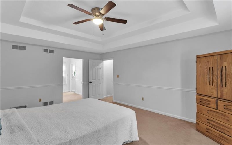 2002 Ridge Road, Jeannette, 15644, 4 Bedrooms Bedrooms, 11 Rooms Rooms,2.2 BathroomsBathrooms,Residential,For Sale,Ridge Road,1700970