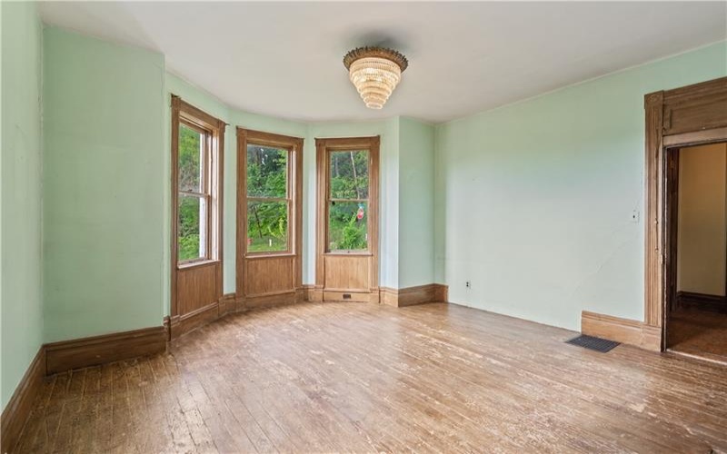 1002 Main Street, West Newton, 15089, 4 Bedrooms Bedrooms, ,2 BathroomsBathrooms,Residential,For Sale,Main Street,1700974