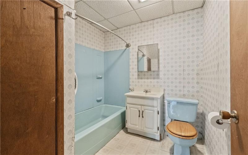 1002 Main Street, West Newton, 15089, 4 Bedrooms Bedrooms, ,2 BathroomsBathrooms,Residential,For Sale,Main Street,1700974