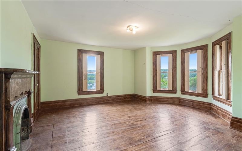 1002 Main Street, West Newton, 15089, 4 Bedrooms Bedrooms, ,2 BathroomsBathrooms,Residential,For Sale,Main Street,1700974